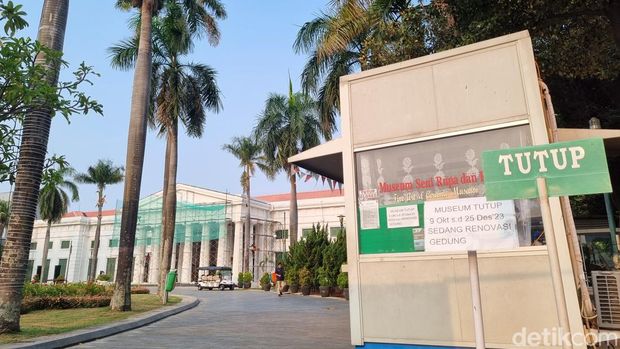 Museum Wayang dan Museum Seni Rupa dan Keramik tutup hingga akhir tahun.