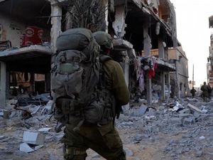 Tentara Israel Serang RS Al-Ahli di Gaza, Dokter hingga Pasien Ditangkap