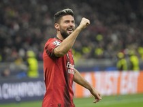 Gegara Hina Wasit, Giroud Diskors 2 Laga