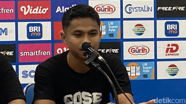 Pemain PSS Sleman Irkham Mila pada sesi jumpa pers usai laga Persis Solo vs PSS di Stadion Maguwoharjo, Sleman, Rabu (8/11/2023) malam.