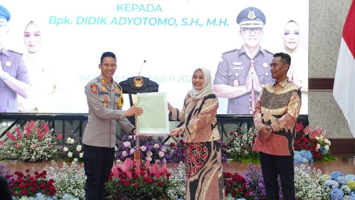 Pisah Sambut Kajari Batu