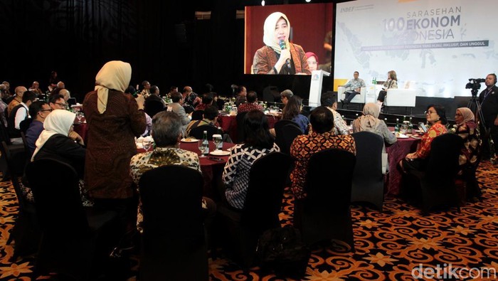 Potret Anies Baswedan Hadir di Sarasehan 100 Ekonom Indonesia Bakal capres Koalisi Perubahan, Anies Baswedan, hadir dalam acara Sarasehan 100 Ekonom Indonesia di Menara Bank Mega, Jakarta, Rabu (8/11/2023).