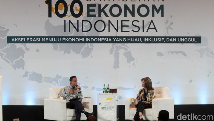 Bakal capres Koalisi Perubahan, Anies Baswedan, hadir dalam acara Sarasehan 100 Ekonom Indonesia di Menara Bank Mega, Jakarta, Rabu (8/11/2023).