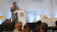 Menurutnya, untuk akselerasi pembangunan SDM, pemerintah 2024-2029 perlu menyediakan makan siang dan susu gratis untuk semua murid di sekolah, pesantren dan anak balita untuk bantuan gizi ibu hamil.  
