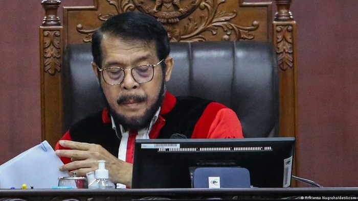 Putusan MKMK: Pelanggaran Etika Berat Berujung Anwar Usman Hilang Jabatan