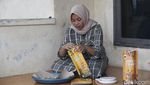 Sajian Unik Keripik Daun Stroberi, Begini Potret Pembuatannya