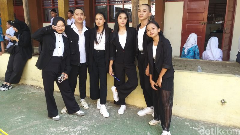 Smandel Dance Crew Makassar siap tampil di Classy Yamaha Youth Festival 2023.