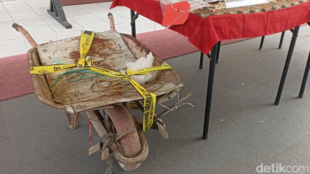 suami bunuh istri di blitar