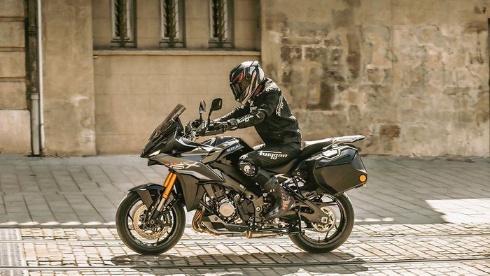Suzuki GX-S1000 GX Suzuki GX-S1000 GX