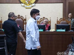 Johnny G Plate Divonis 15 Tahun Bui di Kasus BTS
