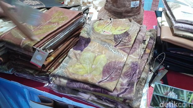 Batik Dahon Pangandaran.