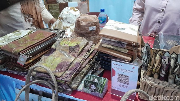Batik Dahon Pangandaran.