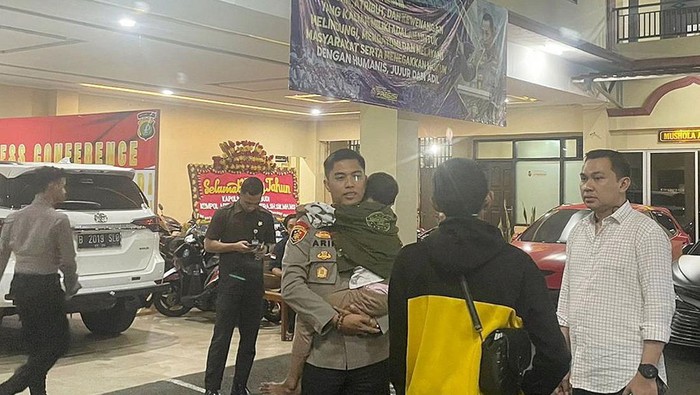 Bocah 7 tahun tersasar di Setiabudi, Jakarta Selatan.