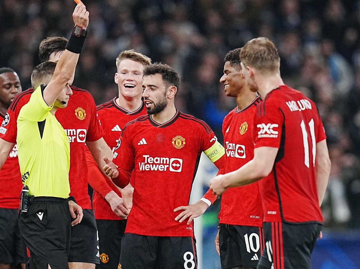 Manchester United kalah karena tak punya sosok menenangkan di tim. (Foto: AP/Liselotte Sabroe)