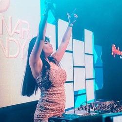 Alasan Dinar Candy Ngumpet di Balik Meja DJ Ketika Tempat Manggung Dirazia