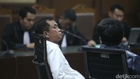 Mengadili menyatakan Terdakwa Galumbang Menak Simanjuntak terbukti secara sah dan meyakinkan bersalah turut serta melakukan tindak pidana korupsi secara bersama-sama, kata hakim ketua Dennie Arsan Fatrika saat membacakan amar putusan di PN Tipikor Jakarta, Jalan Bungur Besar Raya, Jakarta Pusat, Kamis (9/11/2023).  