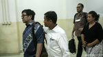 Ekspresi Galumbang Menak Divonis 6 Tahun Penjara Kasus Korupsi BTS