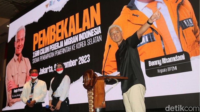 Sebanyak 1.500 pekerja migran Indonesia diberangkatkan ke Korea Selatan. Ganjar Pranowo turut memberikan pembekalan kepada mereka.