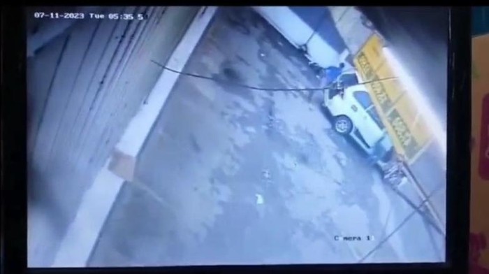 Kawanan pria misterius yang terekam CCTV sebelum sopir online ditemukan tewas terikat lakban di Sukabumi