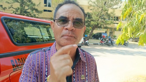 Kepala Pelaksana BPBD NTT Ambrosius Kodo.