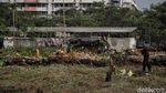 Kerja Bakti Antisipasi Musim Hujan di Rusun Marunda
