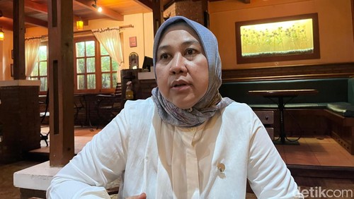Ketua DPC Partai Gerindra Lombok Barat Nurhidayah.