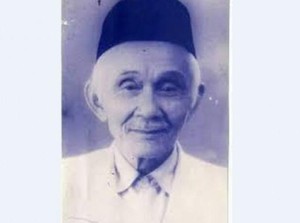 Sosok KH Abdul Chalim Dimata Keluarga: Pejuang dan Sederhana