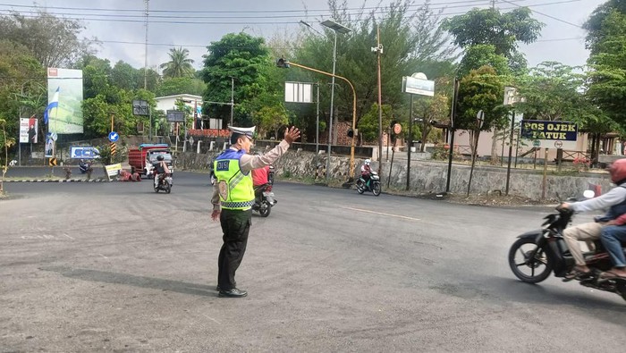 Kondisi lalu lintas jalur Jogja-Wonosari, Kamis (9/11/2023).