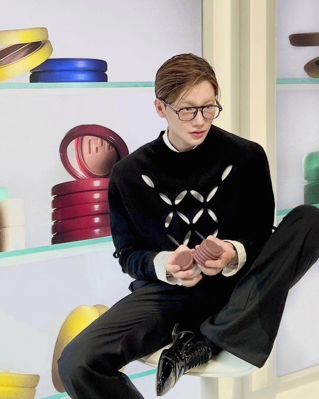 Pada 2023, Lee Yoo Ahn masih eksis sebagai model. Ia bahkan semakin dipercaya untuk bekerja dengan brand-brand kenamaan, seperti Ami Paris hingga Kiehls. Foto: Instagram Lee Yoo Ahn