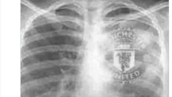 Meski kalah... MU masih tetap di hati... Foto: Twitter