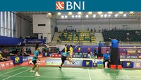 Partai Surya/Revandra Vs Dapa/Karsten berjalan alot. Foto: Mercy Raya/detikcom