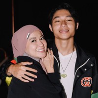 Di akun Instagram Okie belakangan foto dan video yang memperlihatkan kebersamaan dengan suaminya sudah amat jarang terlihat. Okie jadi lebih mengunggah foto-foto anaknya. Foto: Instagram/@okieagustina_