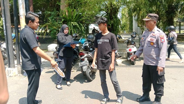Olah TKP Siswa SMP dikeroyok