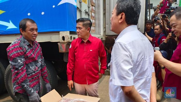 Pelepasan ekspor ikan asal Indonesia ke China oleh Menteri Kelautan dan Perikanan. (CNBC Indonesia/Martyasari Rizky)