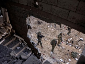 Pasukan Israel Serbu RS Terbesar di Gaza, Serukan Hamas Menyerah!