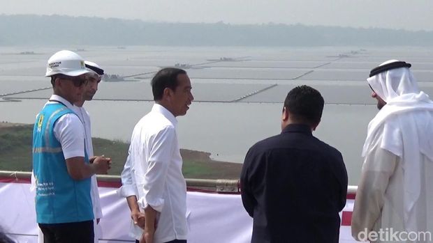 Peresmian PLTS Terapung di Waduk Cirata