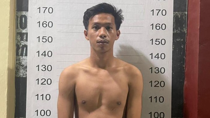 Polisi menangkap seorang mahasiswa bernama Glen Luturmasse (21) usai menganiaya pacarnya di Kota Makassar, Sulawesi Selatan (Sulsel).