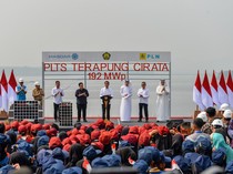 Momen Jokowi Resmikan PLTS Cirata Terbesar di Asia Tenggara