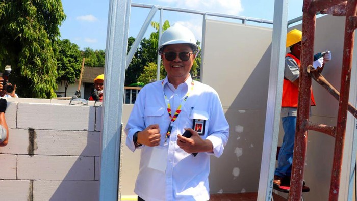 PUPR Kembangkan Sistem Informasi Jasa Konstruksi Terintegrasi Kementerian Pekerjaan Umum dan Perumahan Rakyat (PUPR) melalui Direktorat Jenderal Bina Konstruksi terus berupaya mengembangkan sistem informasi jasa konstruksi yang terintegrasi, sebagai bagian dari Sistem Pemerintahan Berbasis Elektronik (SPBE), untuk mendukung peningkatan kualitas Pengadaan Barang dan Jasa.