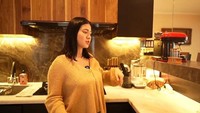 Begini mewahnya interior dapur terbaru milik Felicya. Sehari-harinya Felicya masak dan menyiapkan makanan di sini. Foto: Instagram/YouTube