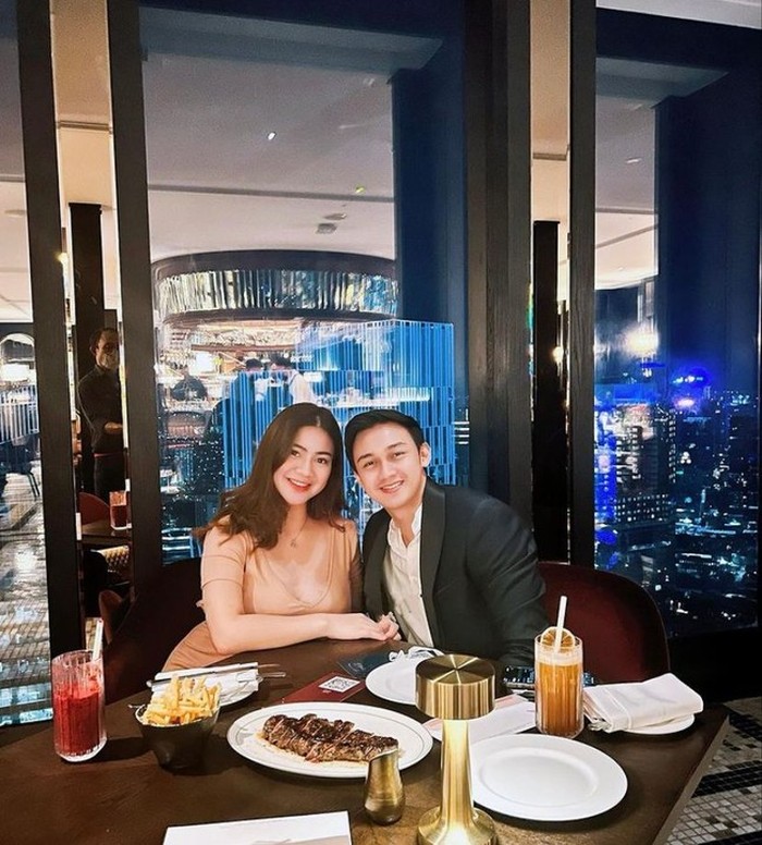 Romantisnya Felicya Angelista dan Caesar Hito Saat Makan Berdua