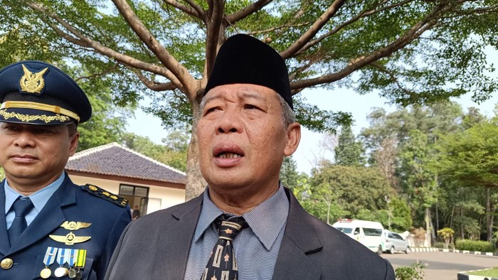 Sekda Kabupaten Bogor, Burhanuddin