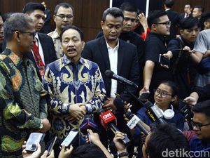 Profil Hakim Suhartoyo, Ketua MK Pengganti Anwar Usman Lulusan UII Jogja