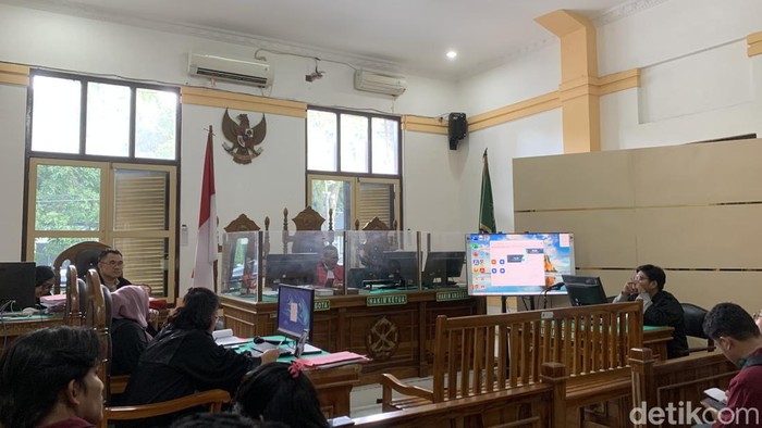 Sidang mahasiswa Methodist jadi kurir ganja 135 kg
