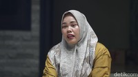 Awalnya, Herti merupakan Ketua Mekaar, program layanan pinjaman modal dari PNM, selama 3 tahun. Namun, kemudian ia ditawari BRI Unit Mangunegara sebagai Agen BRILink pada tahun 2020, hingga kemudian dipercaya menjadi Mitra UMi oleh tenaga pemasar BRI (Mantri).  
