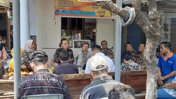 Warga di Kediri tuntut kompensasi SPBU imbas pencemaran minyak di sumur mereka