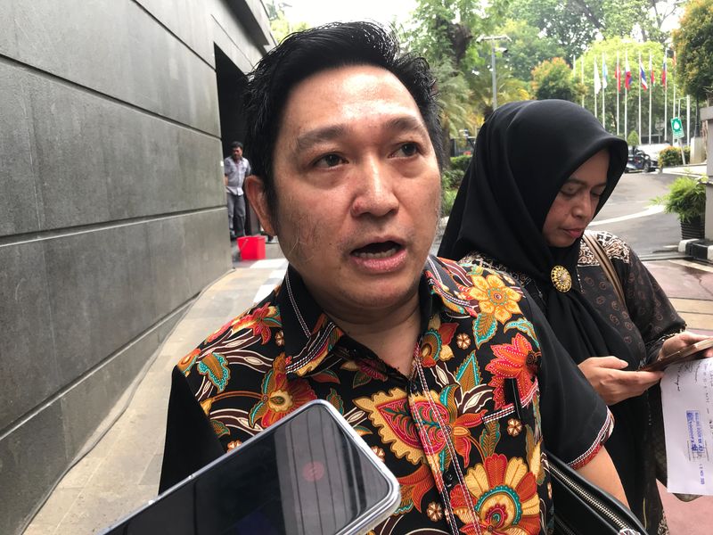 Advokat bernama Dolfie Rompas (M Fardan/detikcom)
