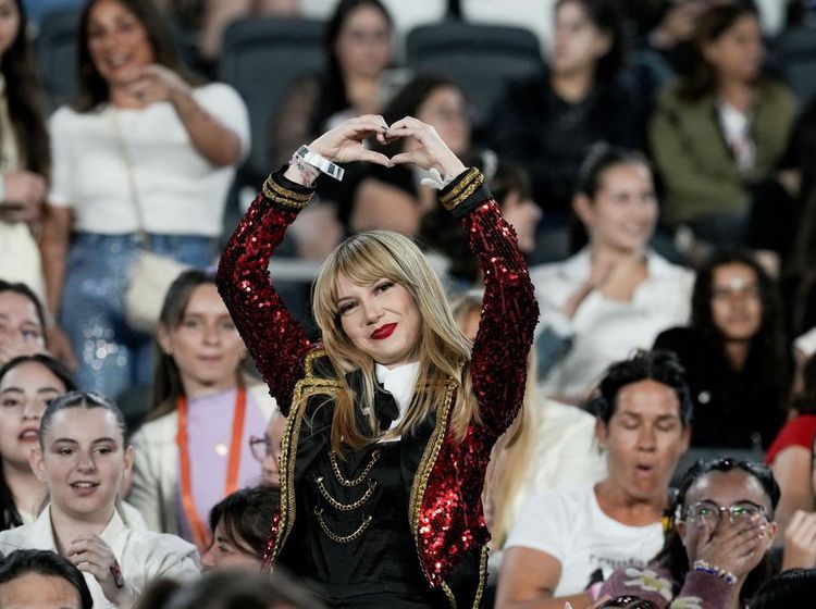 Antusias Swifties Argentina Nonton The Eras Tour