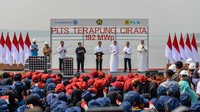 Kamis, 9 November 2023, Presiden Jokowi meresmikan pembangkit listrik energi terbarukan besar di Purwakarta, Jabar dan Asia Tenggara. Tepatnya, Pembangkit Listrik Tenaga Surya (PLTS) Terapung Cirata. ANTARA FOTO/RAISAN AL FARISI