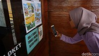 Bersamaan dengan itu, BRI pun bekerja sama dengan Pemerintah Desa Serang untuk menghadirkan layanan Quick Response Code Indonesian Standar (QRIS) di objek wisata DLas.   